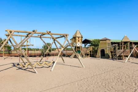 TITANIC DELUXE GOLF BELEK Pools & Beach